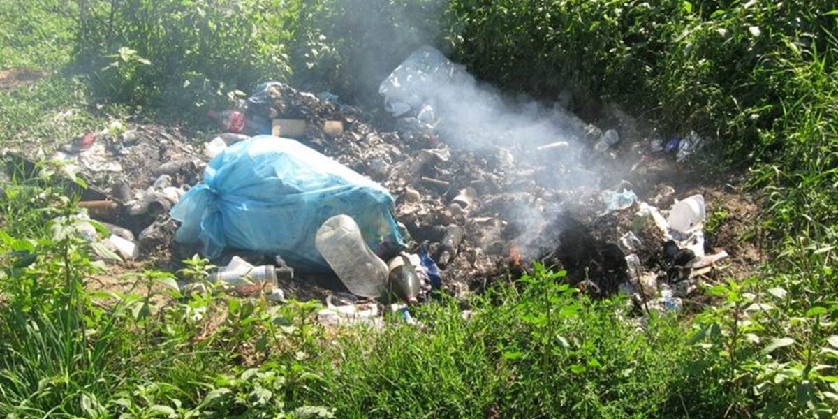Domáce spaľovanie odpadu je škodlivé a nelegálne