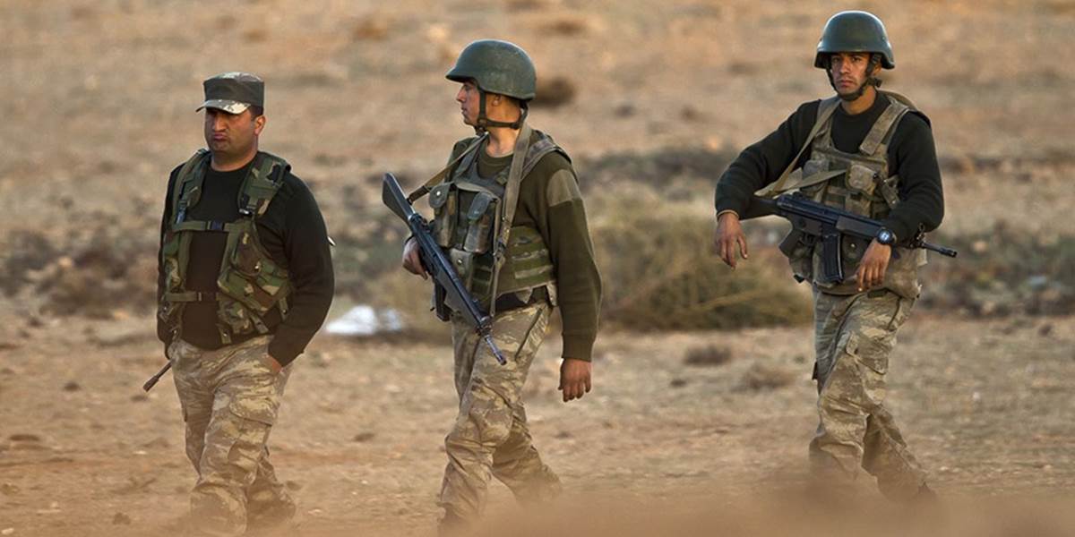 Kurdi zablokovali zásobovaciu trasu IŠ do Kobane