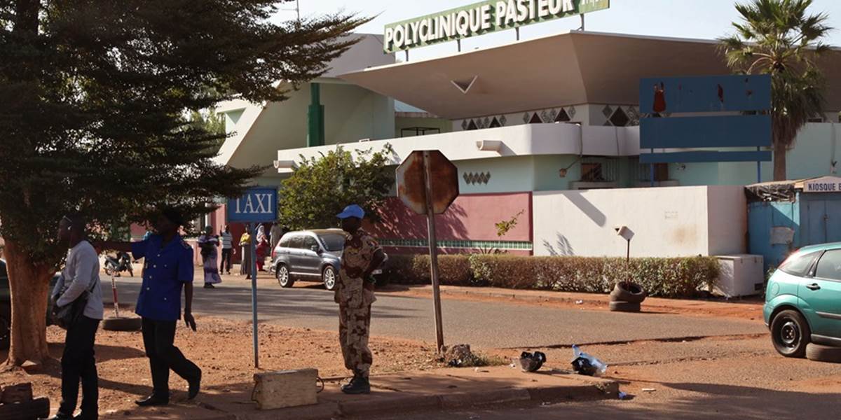 USA vyšlú do Libérie menej vojakov, ktorí majú bojovať s epidémiou eboly