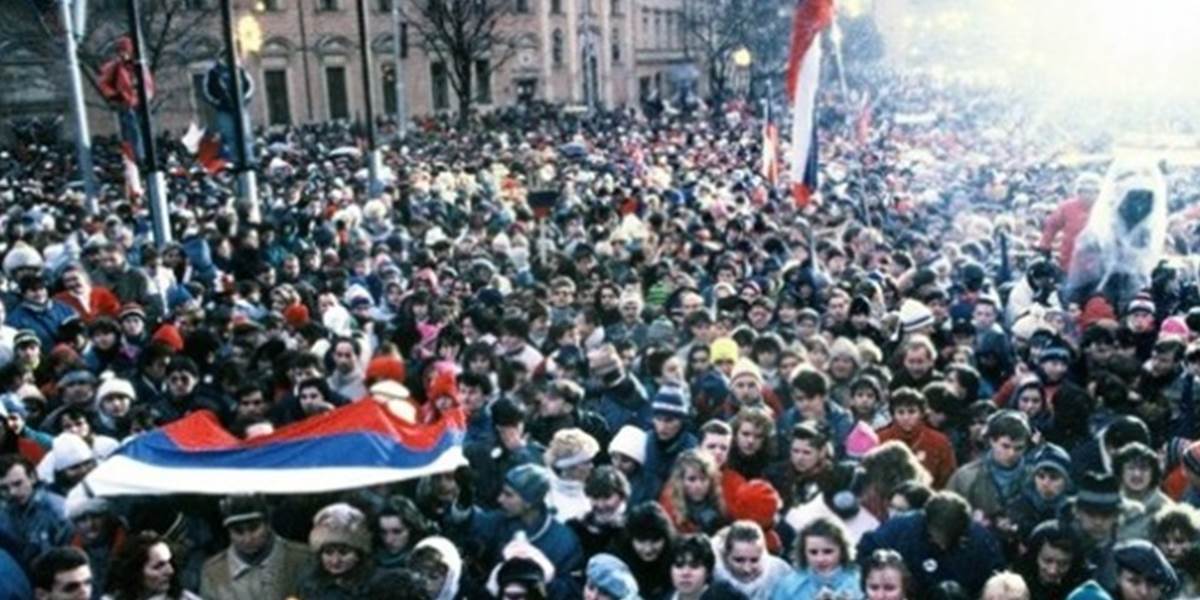 Na Hviezdoslavovom námestí v Bratislave si koncertom pripomenú 25. výročie Nežnej revolúcie
