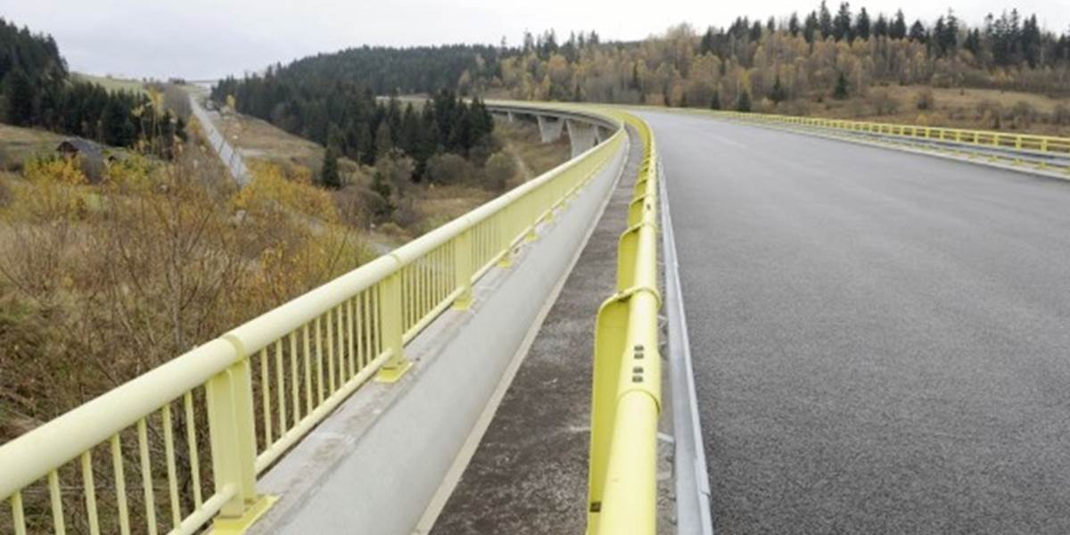 NDS chce stavať most pre zver nad diaľnicou D2 za odhadovanú cenu 9,51 mil. eur