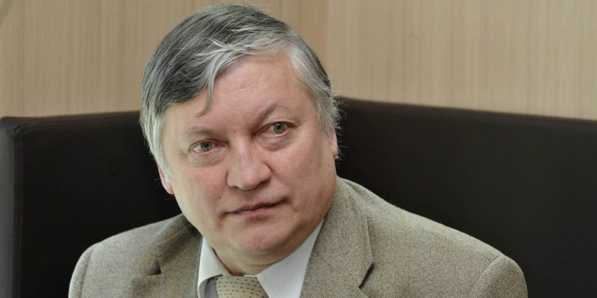 Karpov: Ak by sa Jeľcin opýtal Kravčuka na Krym, Kravčuk by ho vrátil Rusku