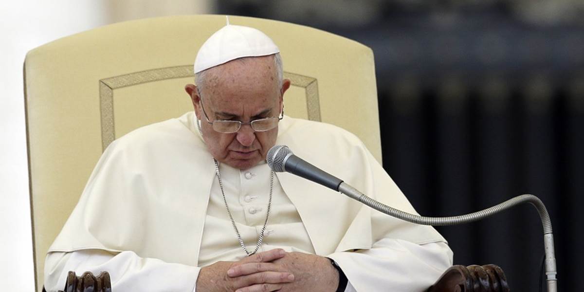 Pápež odsúdil eutanáziu a umelé oplodnenie