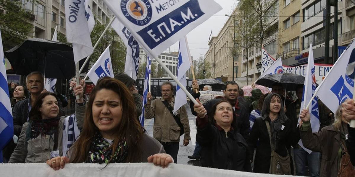 Grécka polícia použila slzotvorný plyn proti demonštrantom