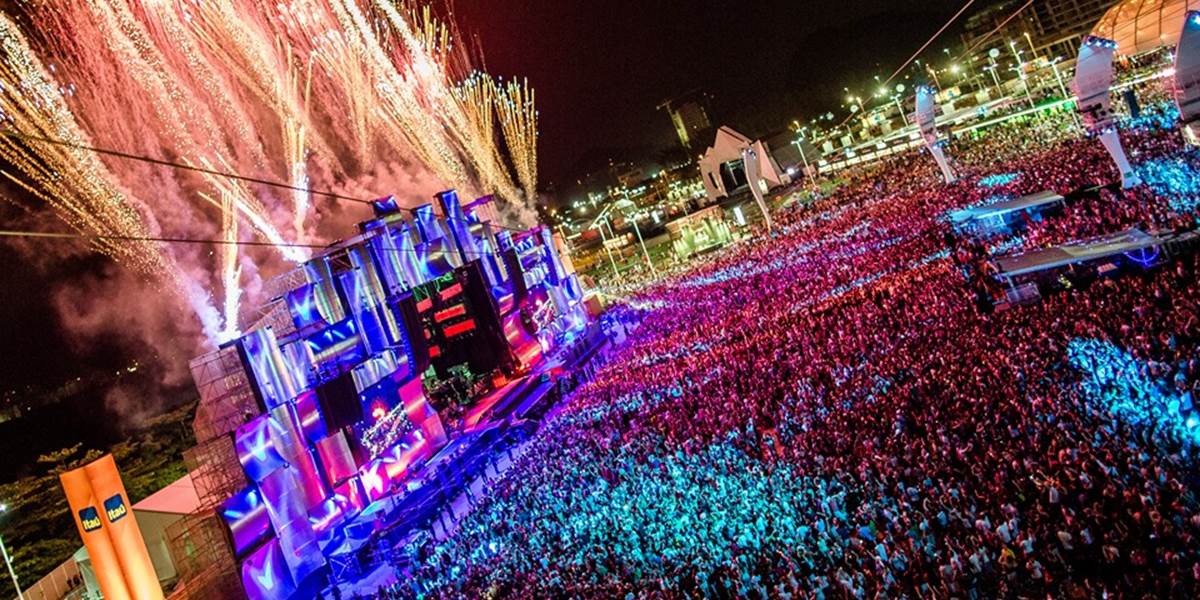 Hudobní nadšenci kúpili 100-tisíc vstupeniek na festival Rock in Rio 2015 bez znalosti programu