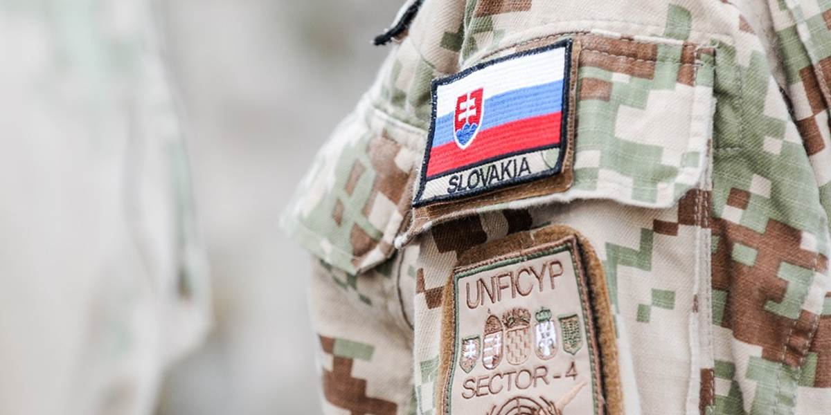 Česko predá slovenskej armáde stovky ručných zbraní