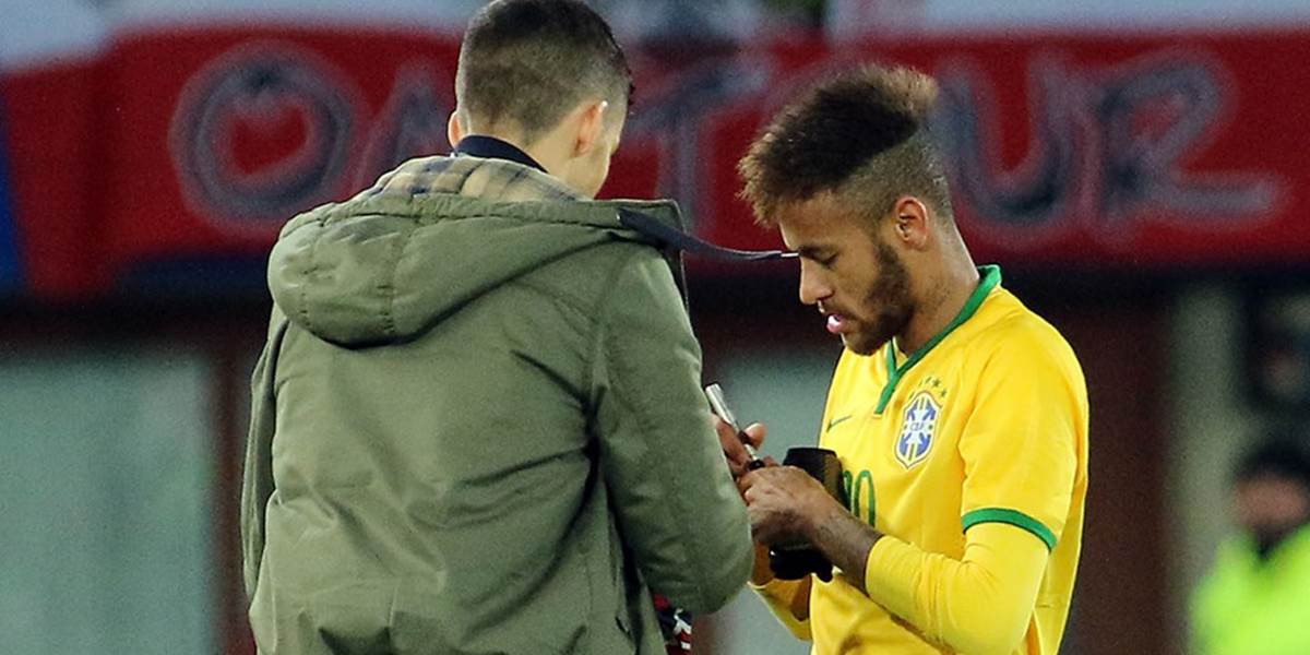Narušiteľ bude pykať, hoci nezískal Neymarov autogram