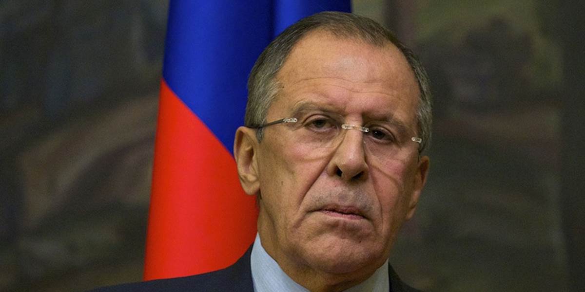 Lavrov odsúdil zmrazenie platieb pre východ Ukrajiny