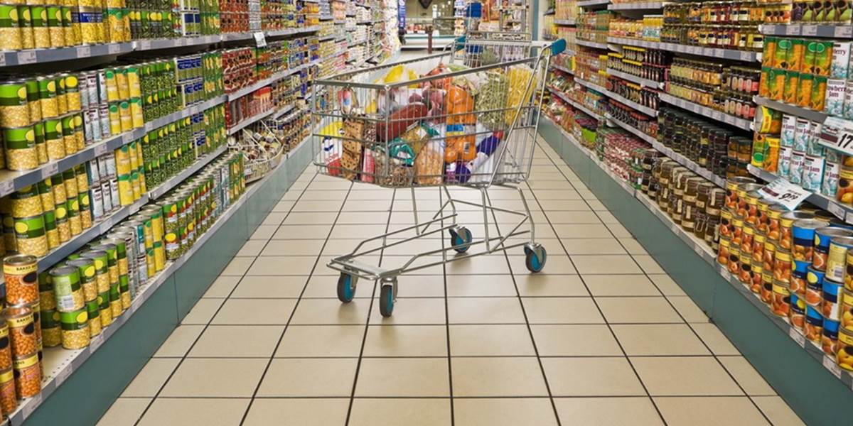 Nová maďarská legislatíva môže vyhnať nadnárodné supermarkety z krajiny