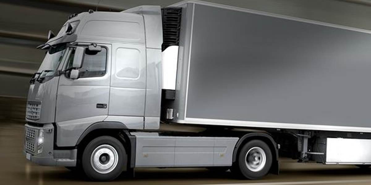 Európska komisia vyšetruje výrobcov kamiónov pre podozrenie z kartelu