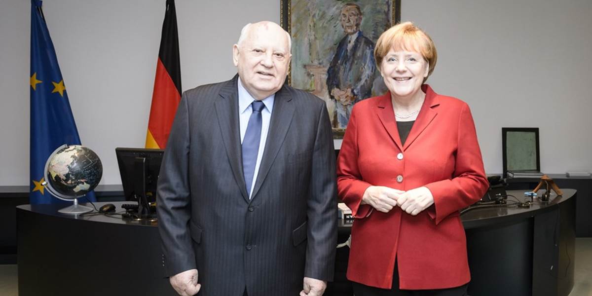 Gorbačov: S Merkelovou som mal zaujímavý rozhovor, budem o ňom informovať Putina