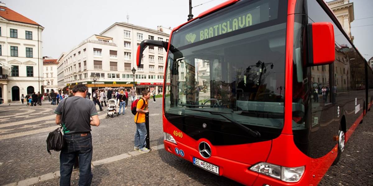 Autobusová doprava je v obciach prioritná pre 91 % ľudí