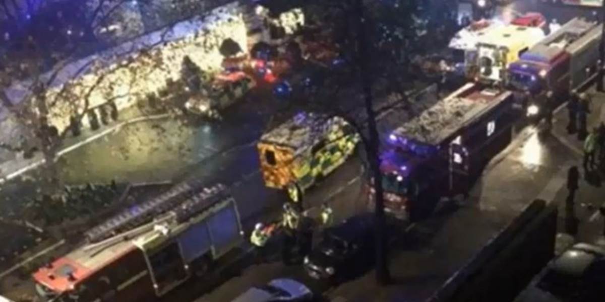 Luxusným hotelom v Londýne otriasol výbuch: Diera v stene, evakuácia a 14 zranených!