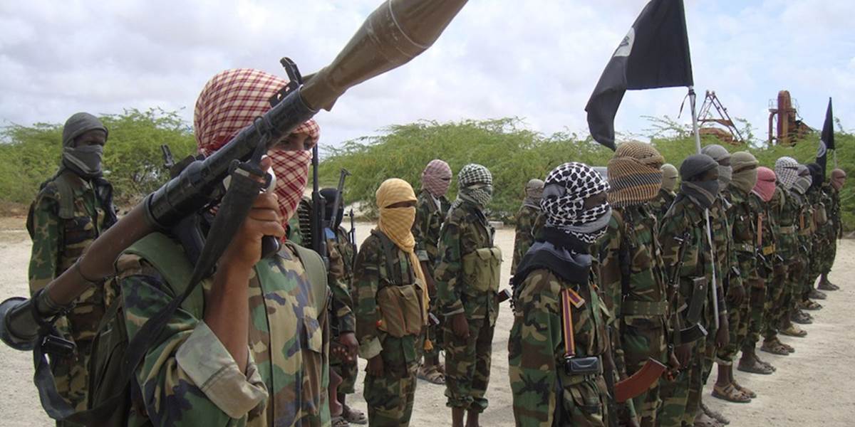 Militanti zo skupiny aš-Šabáb zabili v Keni 28 nemoslimov
