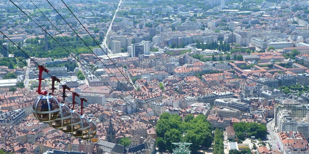 Francúzske mesto Grenoble odstráni z ulíc všetky reklamné plochy