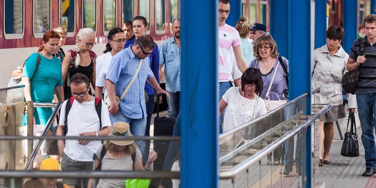 Viac vlakov majú ľudia na trasách do Žiliny, Zvolena či Košíc