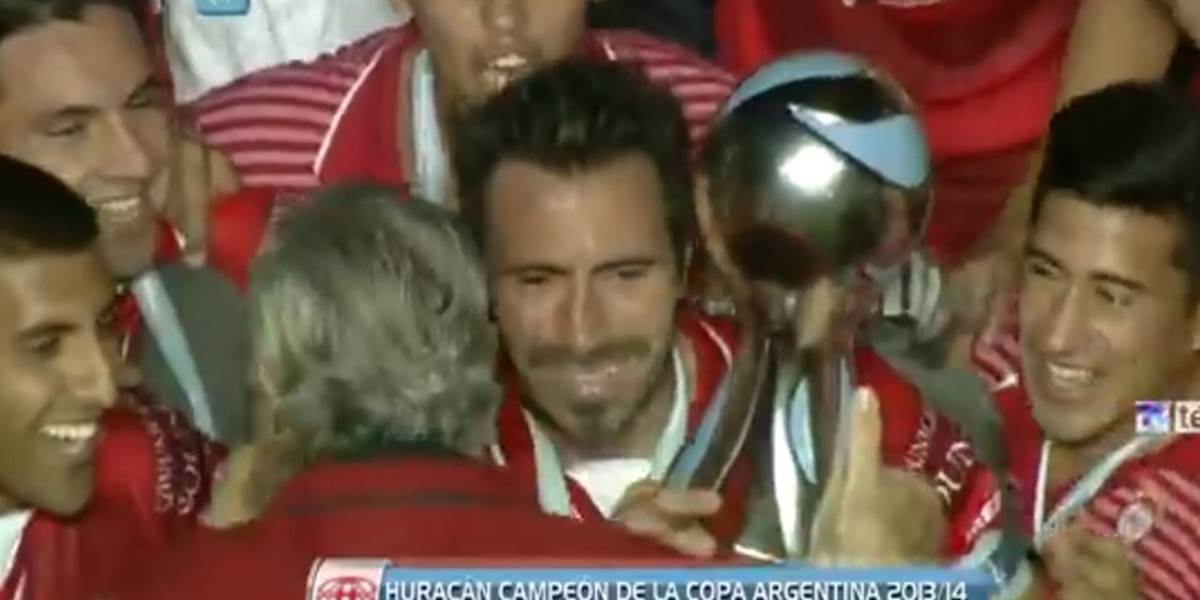 Druholigový Huracán získal premiérový Argentínsky pohár