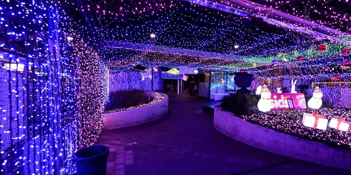 Viac než milión vianočných svetielok v Canberre prekonalo svetový rekord