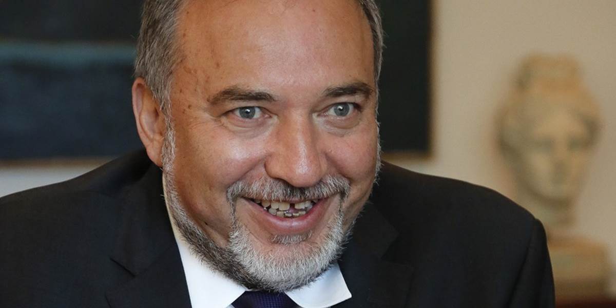 Izraelský minister zahraničia chce platiť Arabom za vysťahovanie