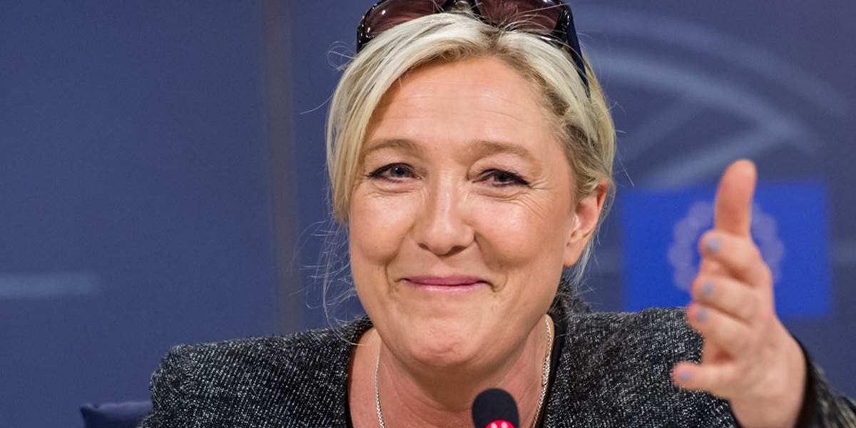 Marine Le Penová zostáva šéfkou FN, dostala 100 percent hlasov