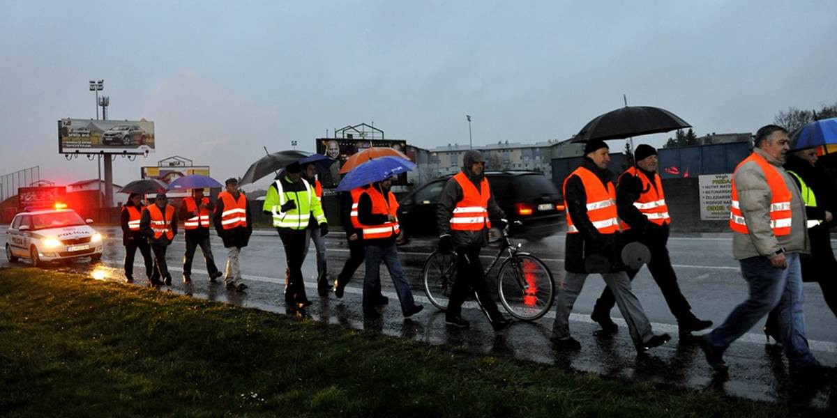 Obyvatelia Dunajskej Lužnej protestovali kvôli rannej doprave v obci