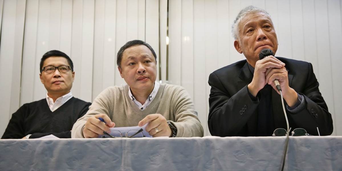 Vodcovia protestného hnutia v Hongkongu vyzvali na ukončenie demonštrácii