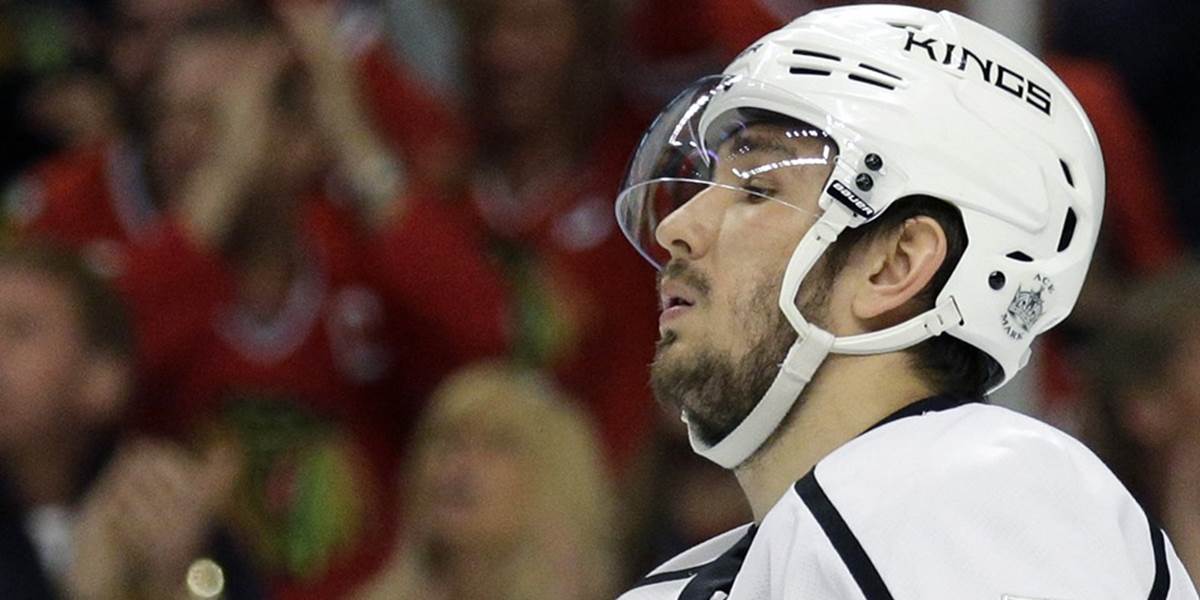 NHL: Suspendovaný Vojnov trénoval so spoluhráčmi, Kings dostali pokutu