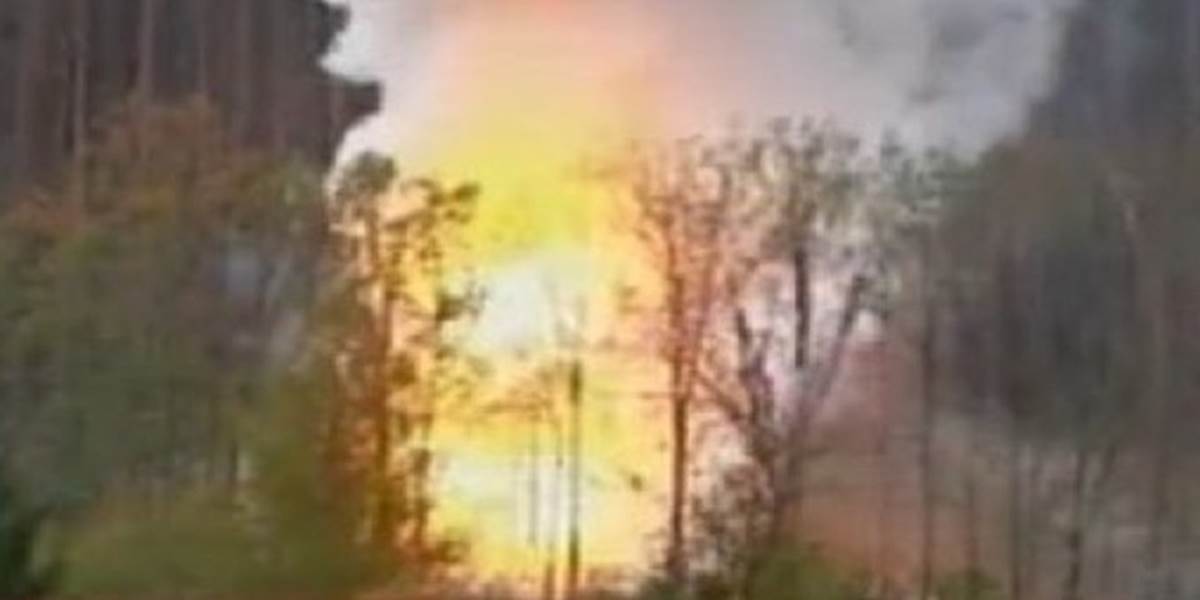 VIDEO Ďalšie výbuchy a areály muničného skladu vo Vrběticiach, evakuujú obyvateľov!