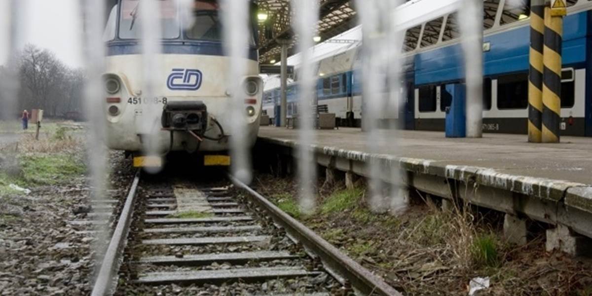 Vlaky v Česku jazdia núdzovo, medzinárodné spoje sú zmeškané alebo odrieknuté