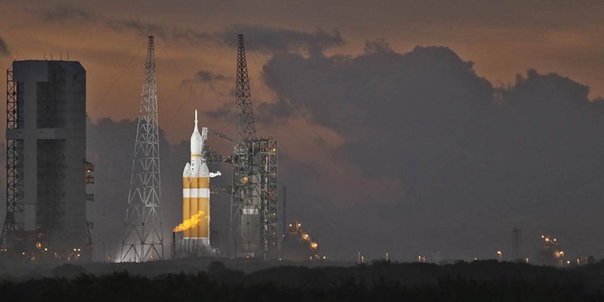 Prvý skúšobný let vesmírnej lode Orion odložili po technických problémoch