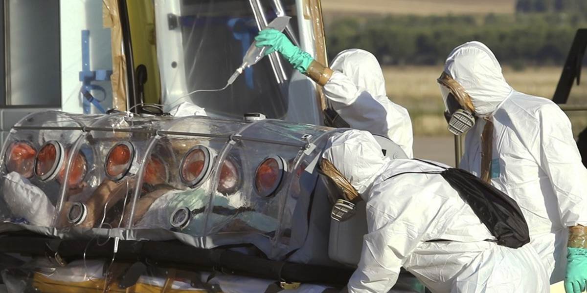 Príslušník mierových síl OSN nakazený ebolou pricestoval na liečbu
