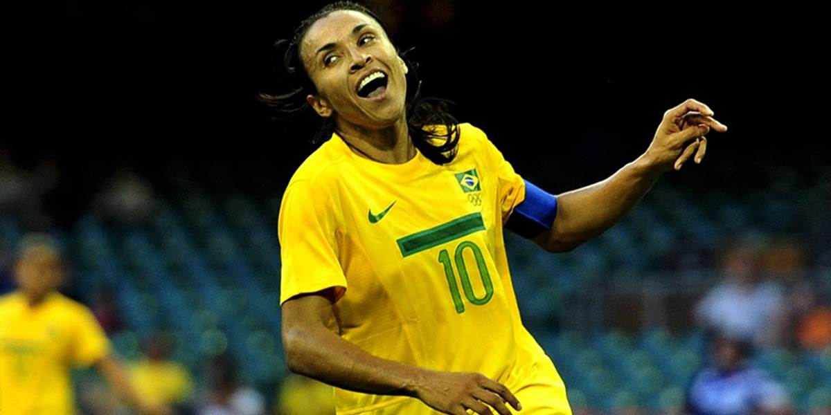 Brazílska futbalistka Marta po autonehode len s menšími zraneniami