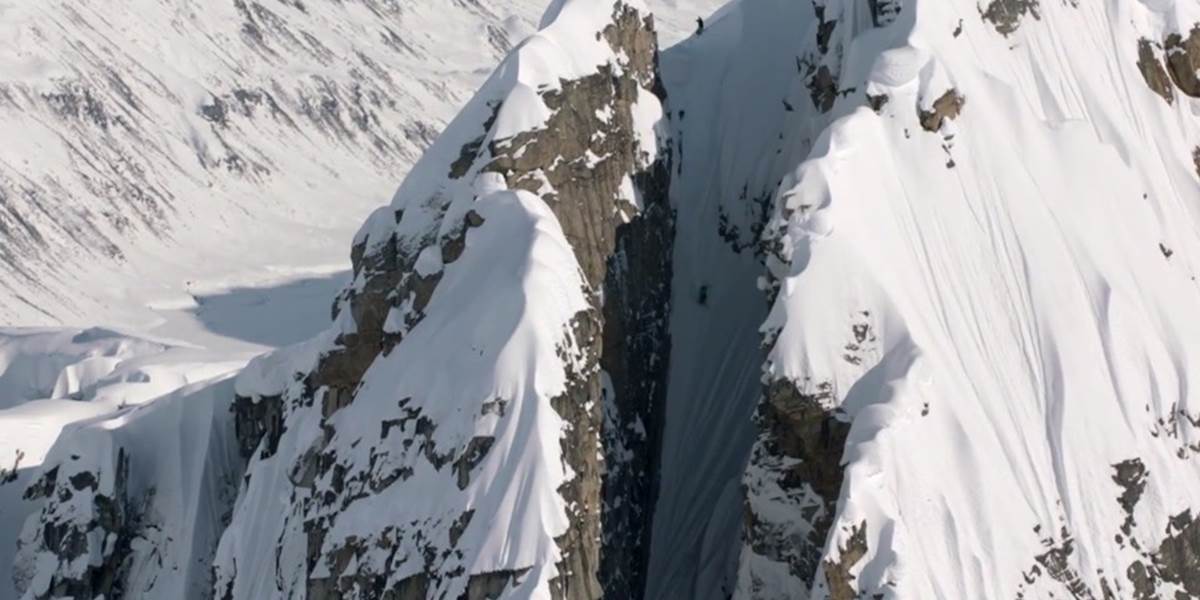 VIDEO Američan predviedol na Aljaške nebezpečný kúsok