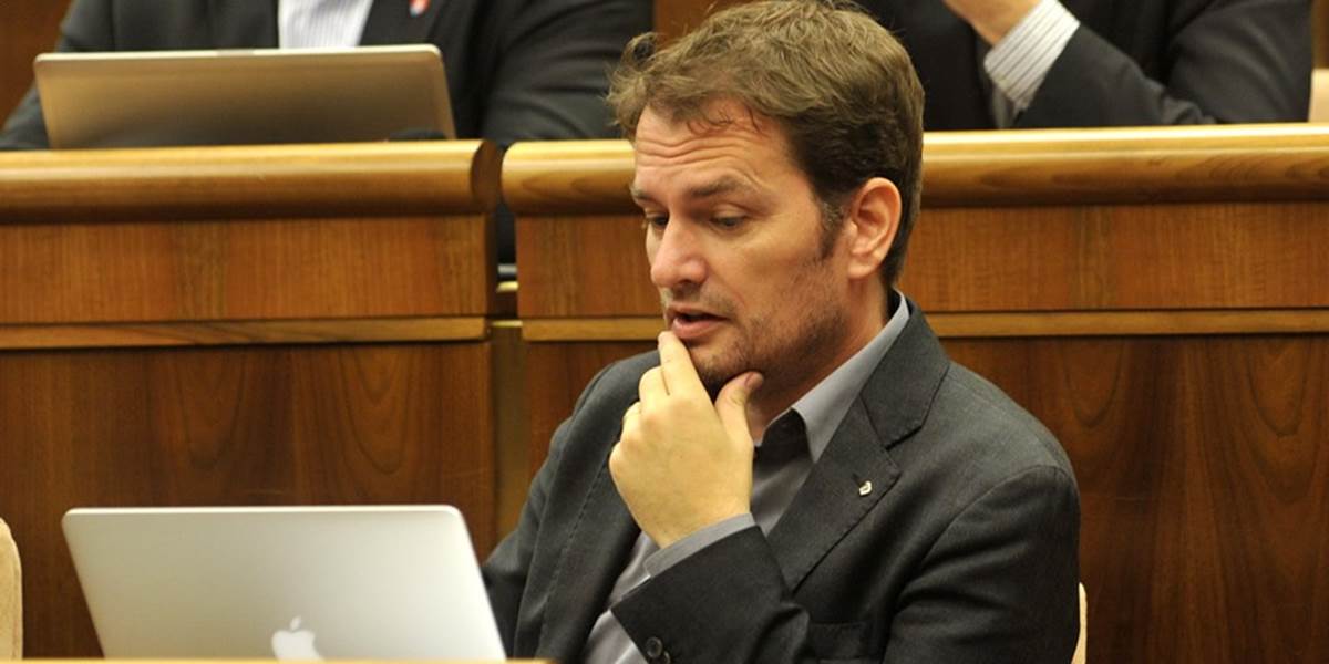 Bezplatné autobusy k vlakom Smer-SD zamietol