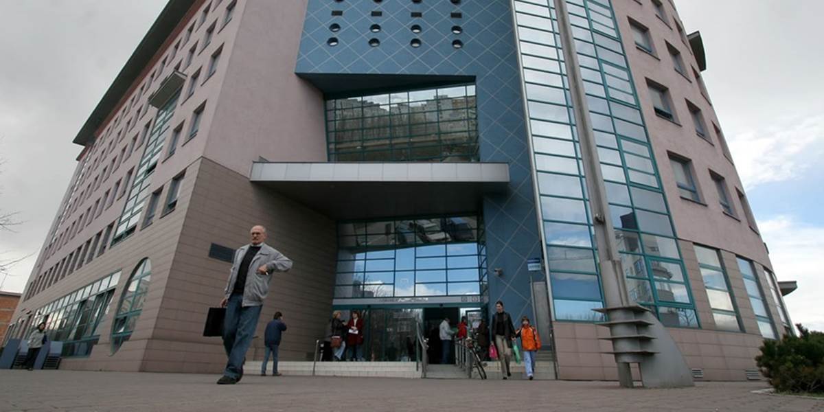 Registrácie počas predĺžených hodín vybavia daňové úrady už len vo štvrtok