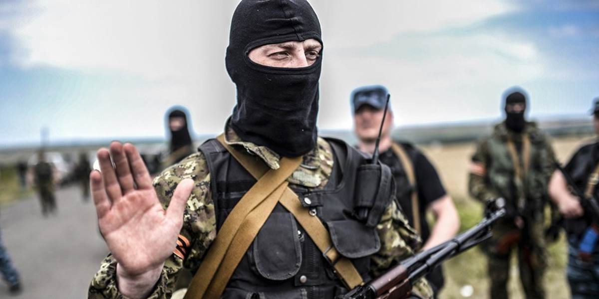 Proruskí separatisti tvrdia, že začali s odsunom ťažkých zbraní