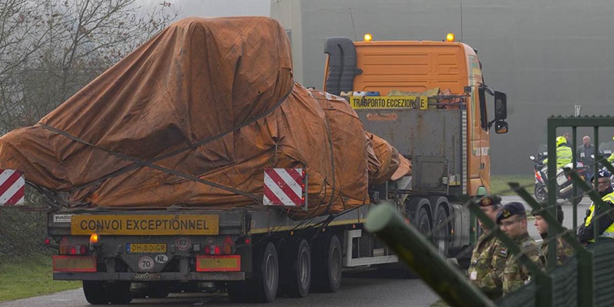 Holanďania už identifikovali všetkých cudzincov na palube letu MH17