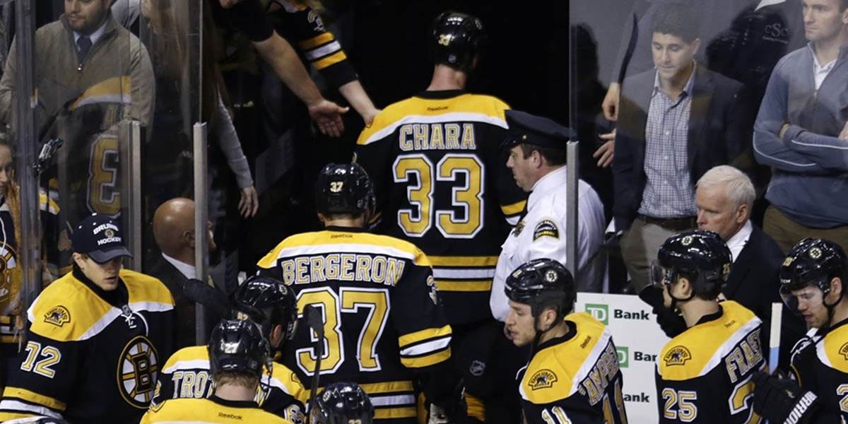 NHL: Chára sa vrátil po zranení, bodoval len Sekera