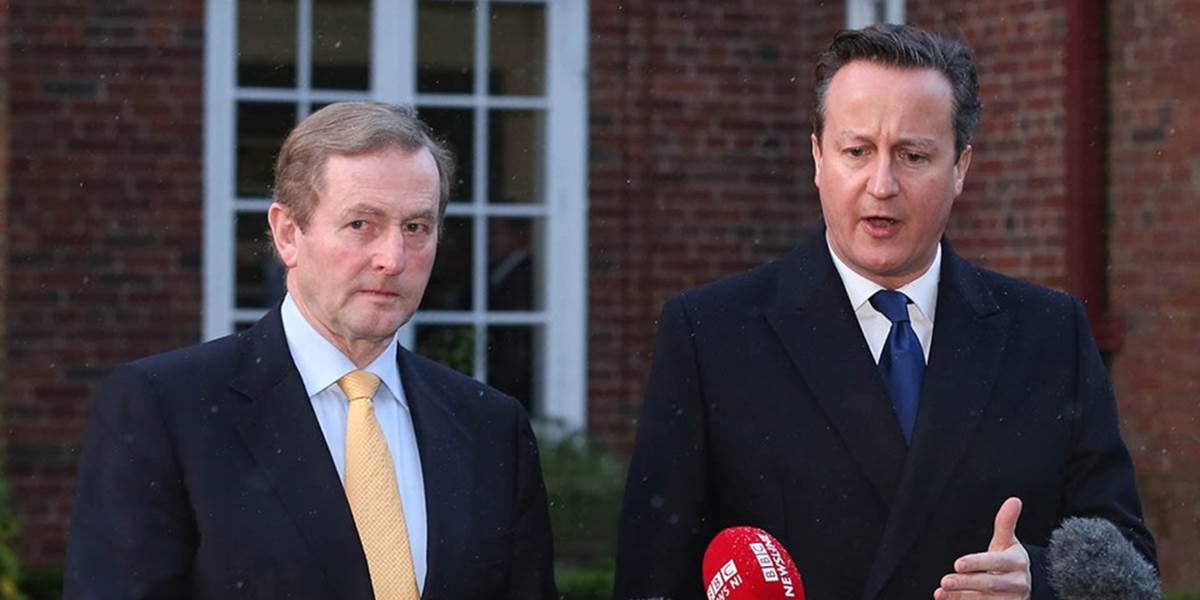 Britský premiér dostal na mierových rokovaniach v Severnom Írsku "košom"