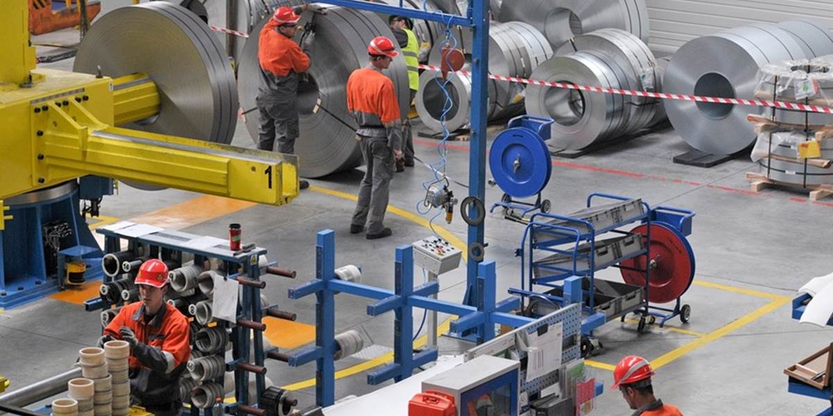 Európa má prebytok oceliarskych kapacít, odvetvie zostáva v kríze