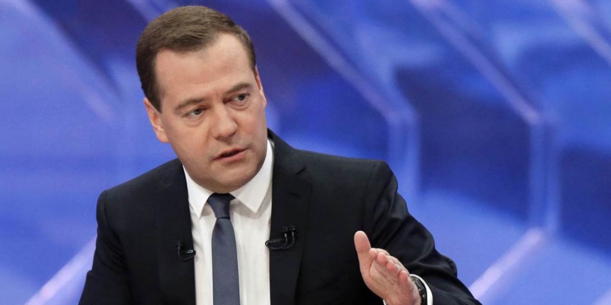 Medvedev: Pretrhnutie väzieb s Ruskom spôsobí Ukrajine vážne škody