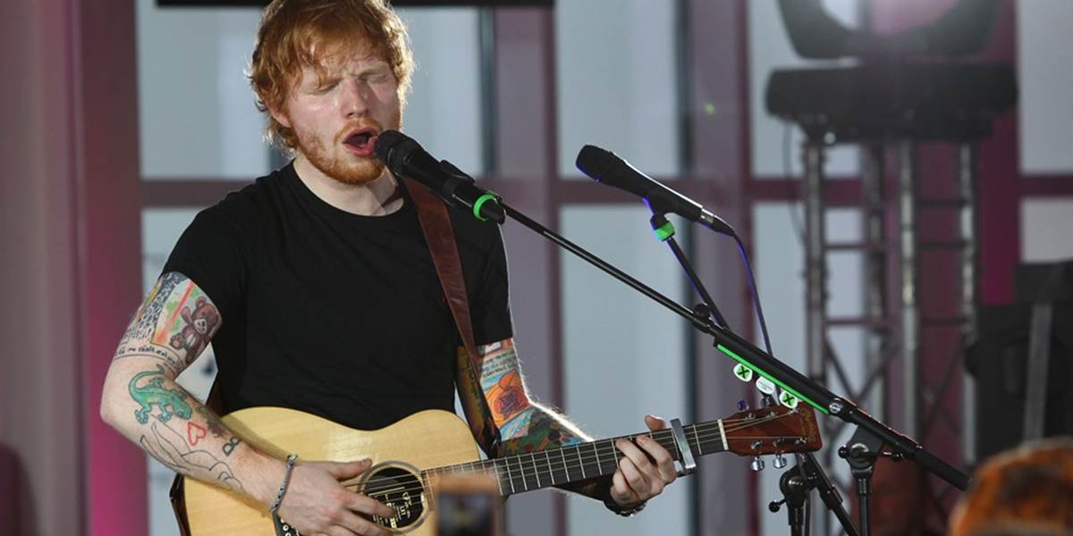 Ed Sheeran spieval v reštaurácii na najvyššom končiari Nemecka