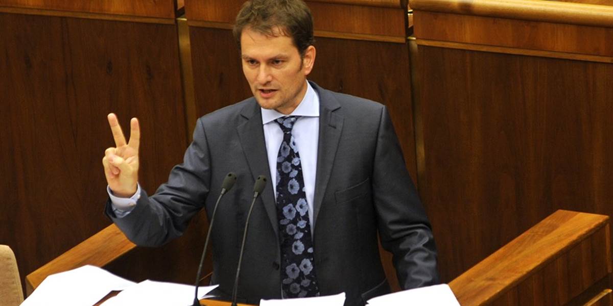 Igor Matovič odovzdal polícii nahrávku s Radoslavom Procházkom