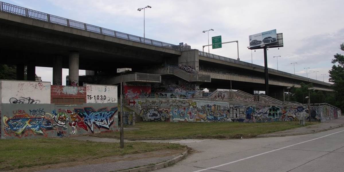 Pre opravu uzavrú na noc priecestie pri moste Lafranconi