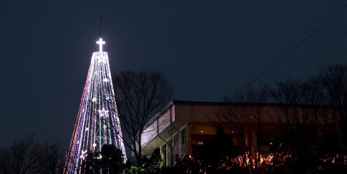 Náboženská kórejská skupina zrušila plány na vztýčenie vianočného stromčeka