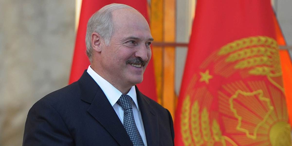 Lukašenko chce s Ruskom obchodovať v dolároch