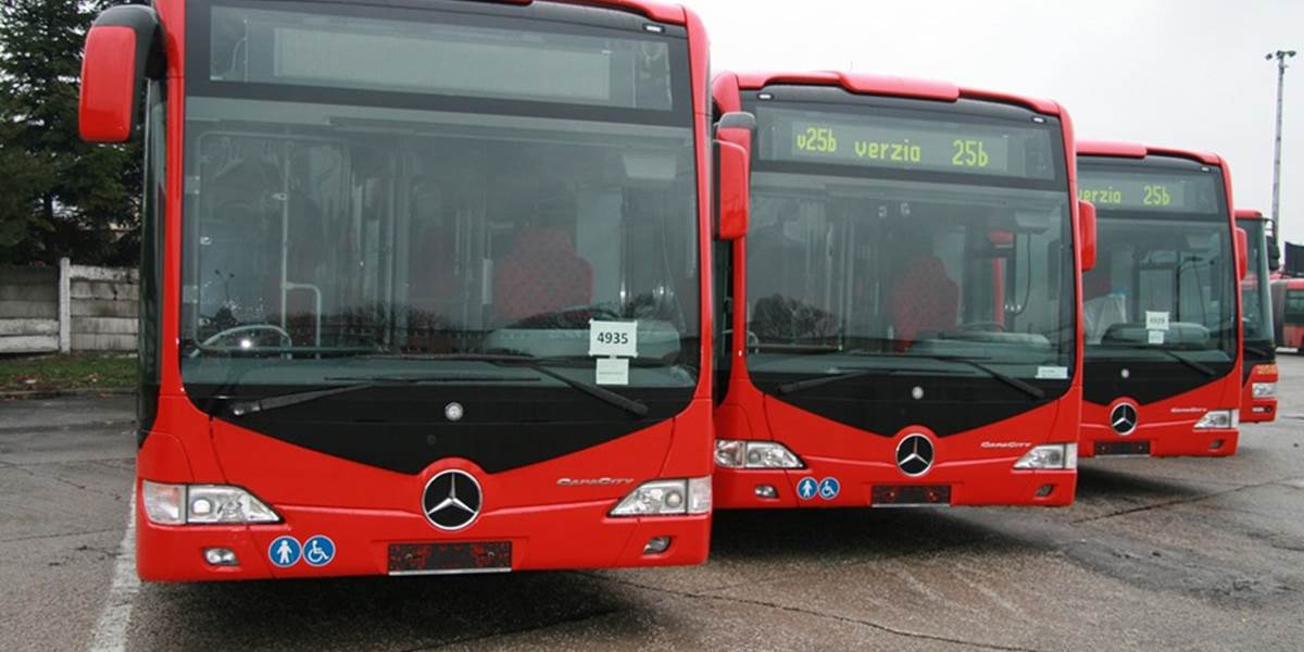 Do vozového parku DPB pribudol nový kĺbový autobus SOR NB 18