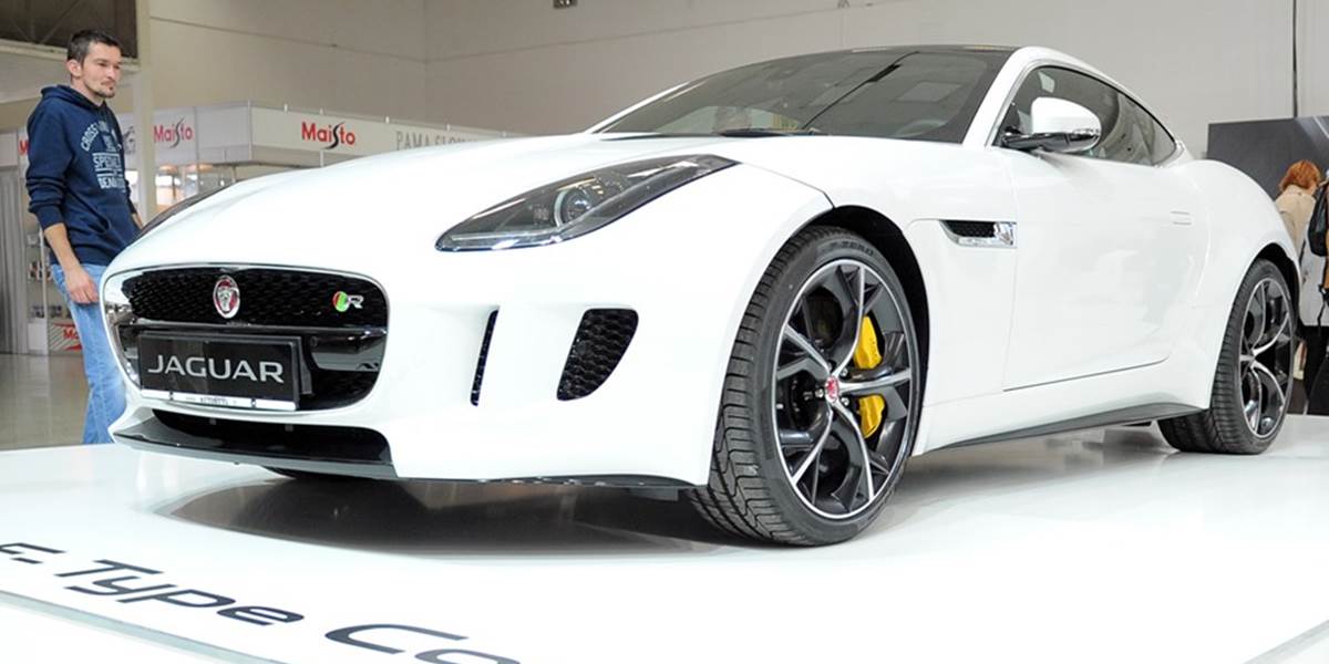 Automobilky GM, Audi a Jaguar Land Rover zastavili dodávky do Ruska