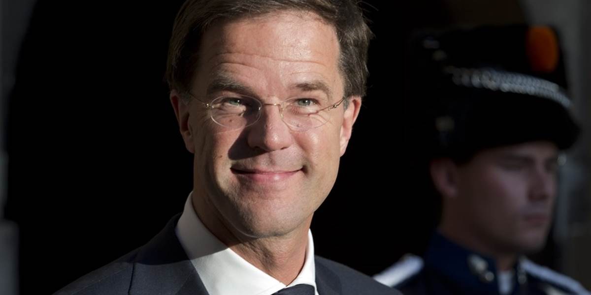 Holandský premiér hasí vládnu krízu, nešiel na summit EÚ