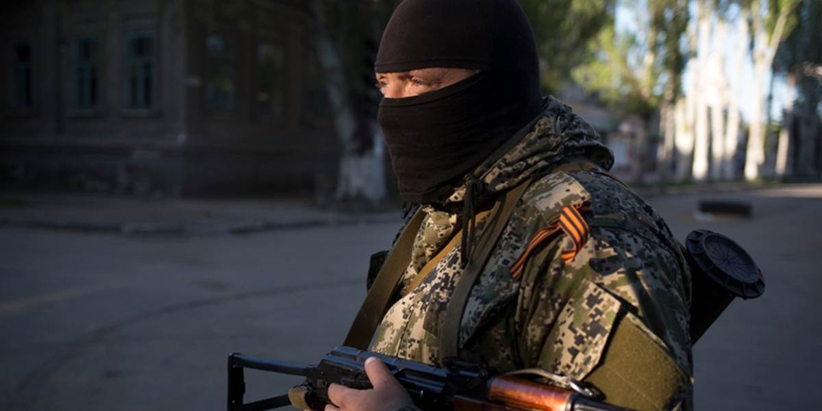 Kyjev obvinil separatistov z útokov raketometmi Grad